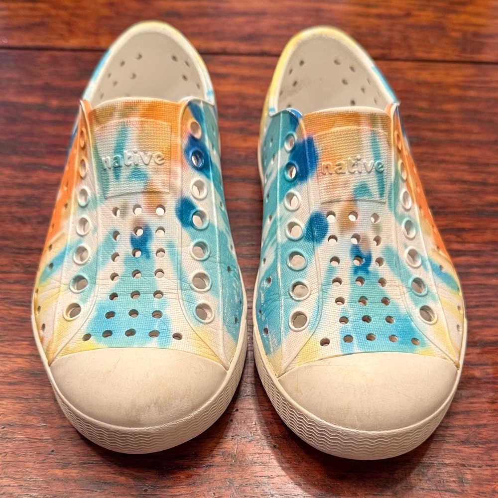 Native Kids Sneakers - Orange and Blue Slip-Ons